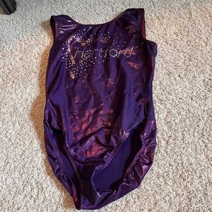 Purple stretchy leo!